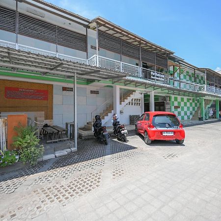 Oyo1755德巴尔孔住宿酒店 庫塔 外观 照片